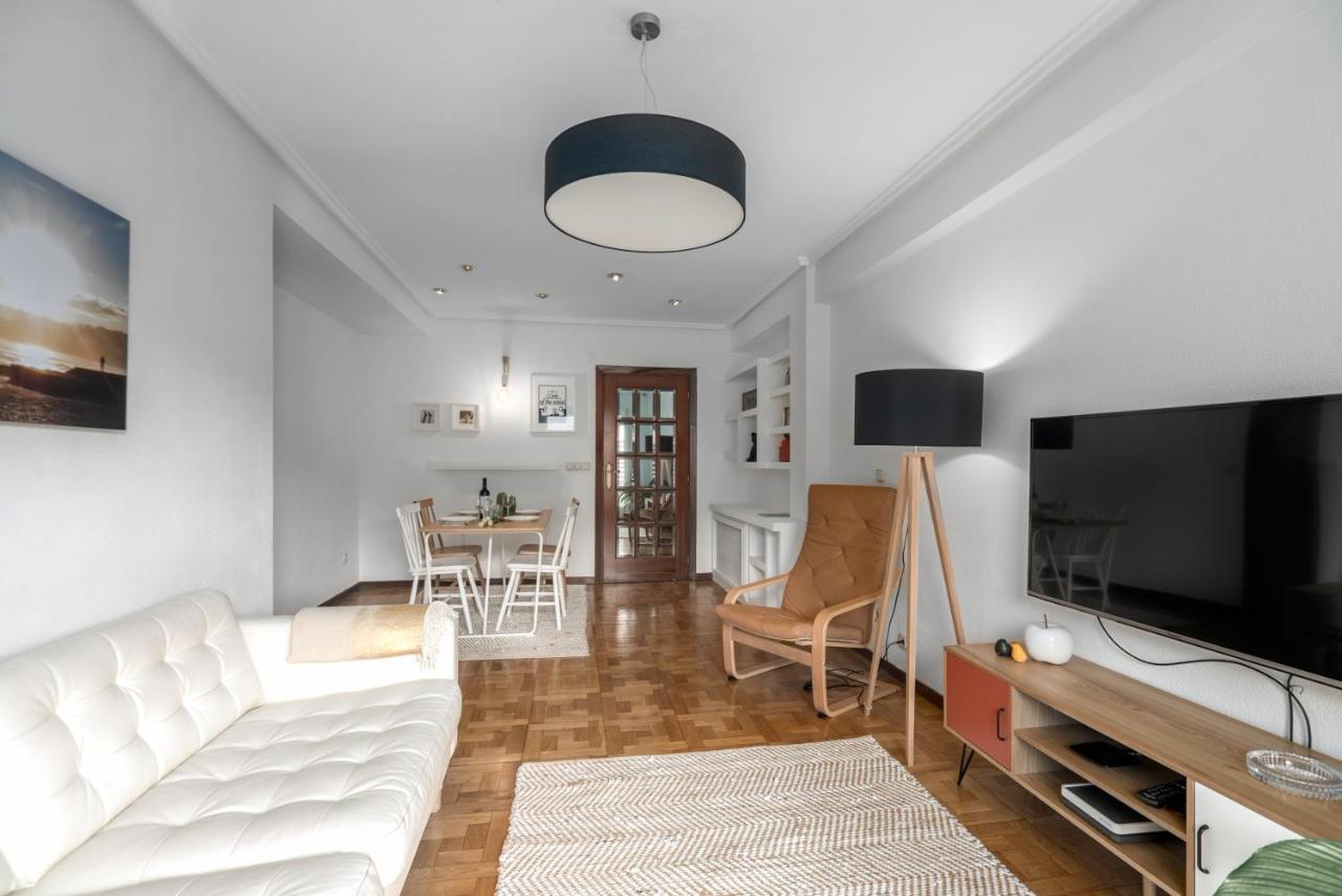 Apartamento Muy Comodo Con Parking Сан-Себастьян Екстер'єр фото